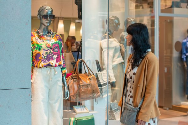 Marques de luxe accessibles : l'élégance à portée de main